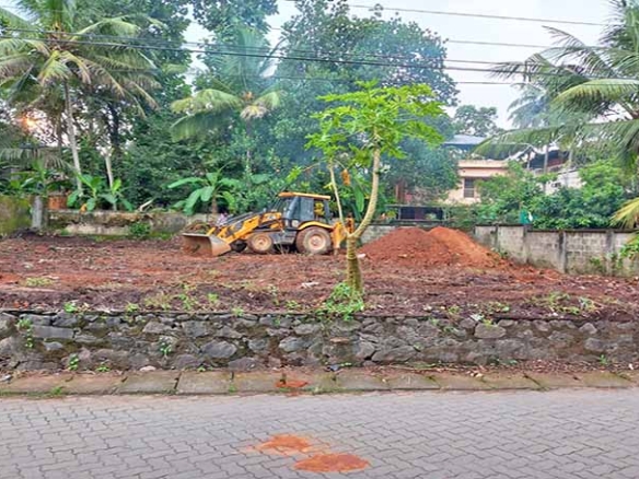 kochi thrikkakkara land 10 cents for sale. near Cochin University (Cusat).
